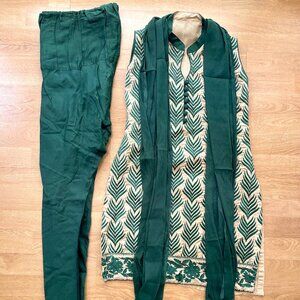 Indian green and gold embroidered kurti set, with scarf, tunic, pants (XS)